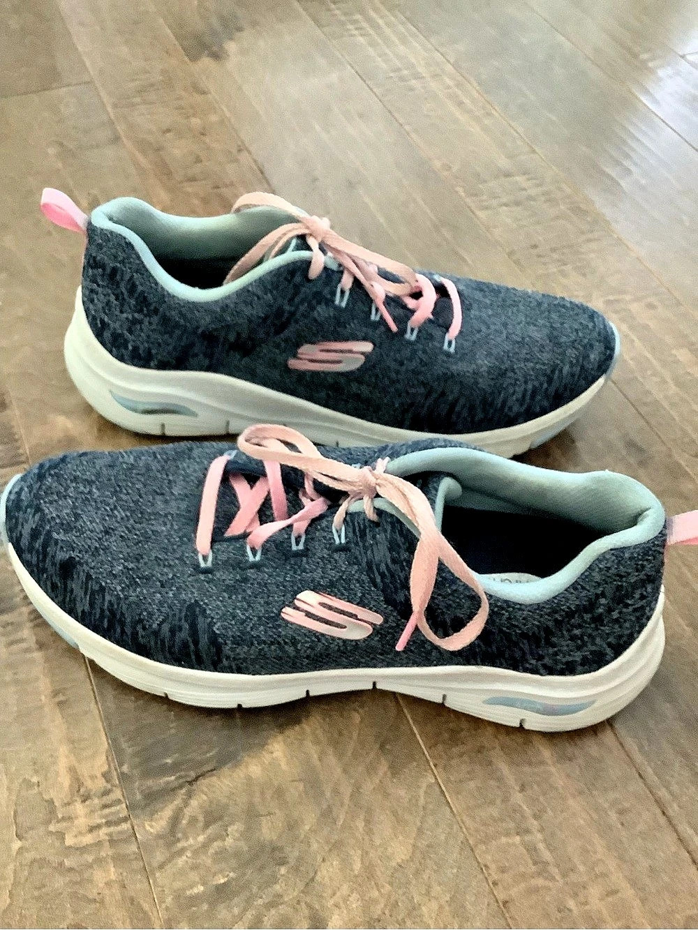 Skechers Go Walk Sneakers Gray Pink US 11